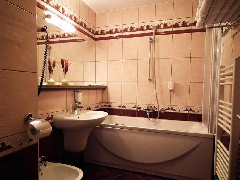 Lipa Hotel ليندافا المظهر الخارجي الصورة